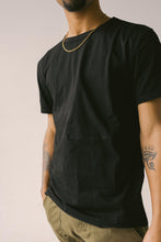 Load image into Gallery viewer, BLACK TOPSTITCH T-SHIRT
