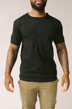 Load image into Gallery viewer, BLACK TOPSTITCH T-SHIRT
